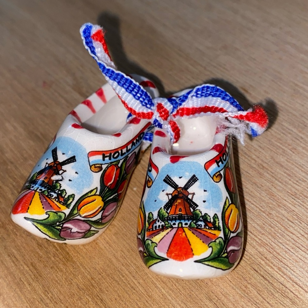 M S Delft Miniature Ceramic Clogs Souvenir Vintage w/ Blue, White, Red Ribbon